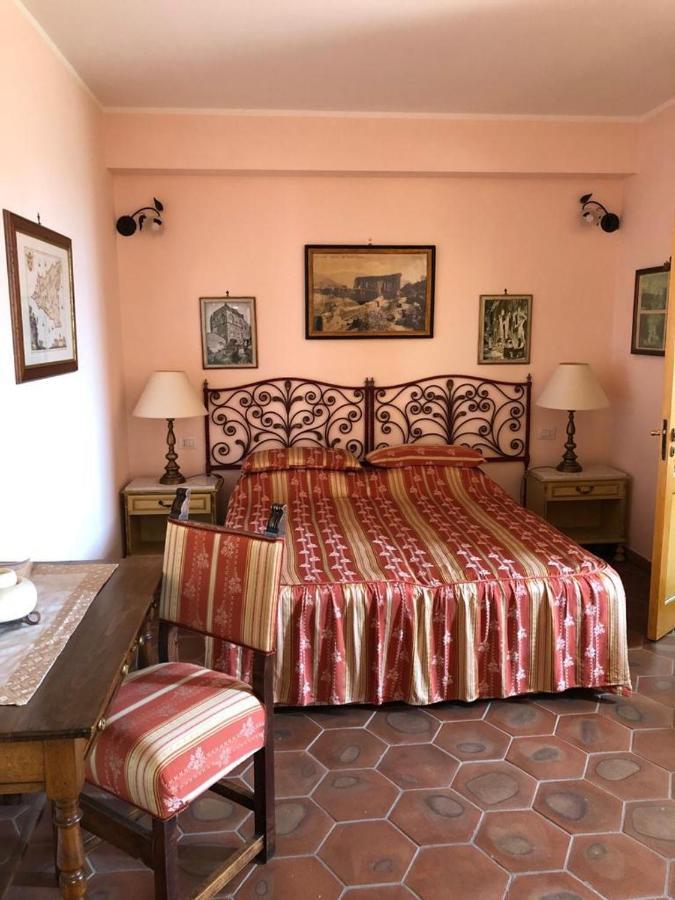 La Capanna Di Giuseppe E Maria Bed and Breakfast Taormina Eksteriør billede