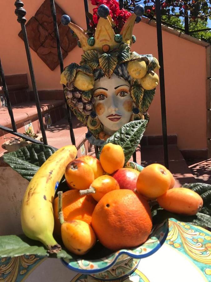 La Capanna Di Giuseppe E Maria Bed and Breakfast Taormina Eksteriør billede